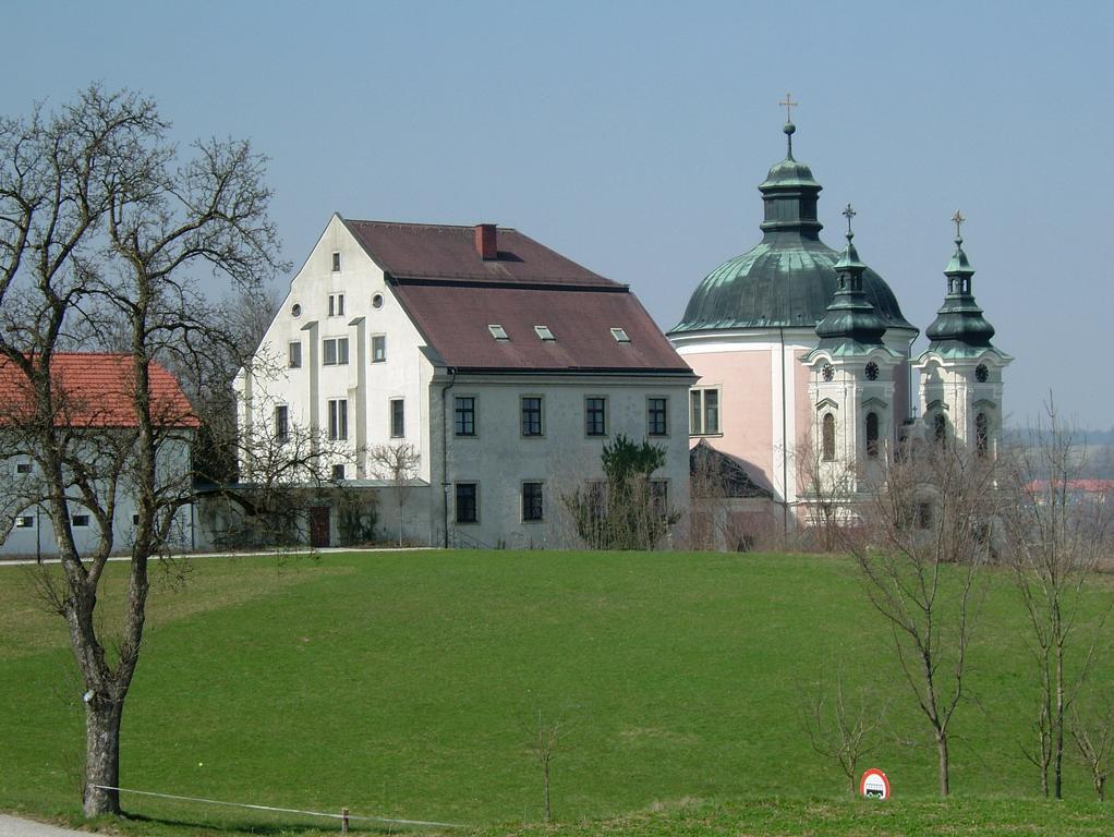 Hotel & Restaurant Christkindlwirt Steyr Bagian luar foto