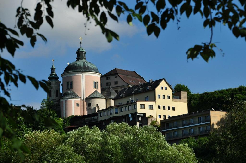 Hotel & Restaurant Christkindlwirt Steyr Bagian luar foto