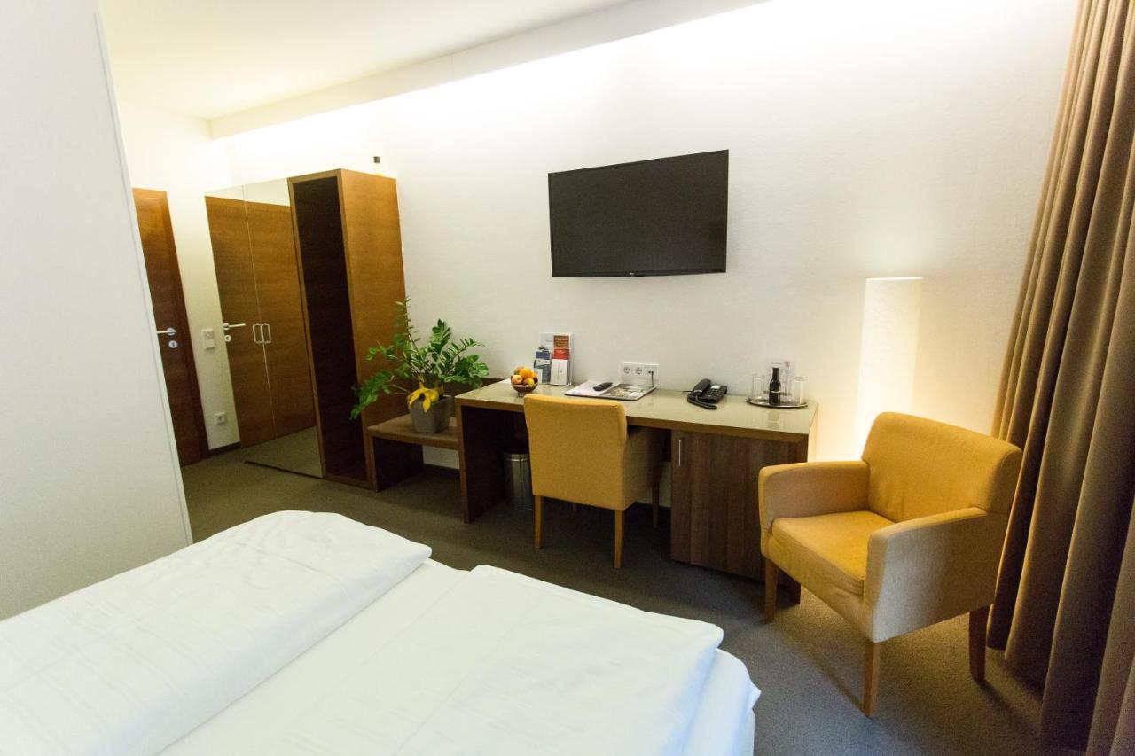 Hotel & Restaurant Christkindlwirt Steyr Bagian luar foto